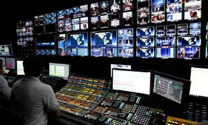 Έξι τελικά οι τηλεοπτικές άδειες – Δόθηκε άδεια και στο κανάλι του Βρυώνη